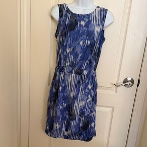 Athleta Blue and White Patterned Dress